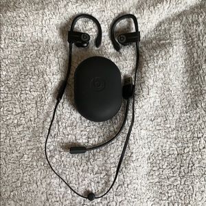 Powerbeats 3 Bluetooth Headphones